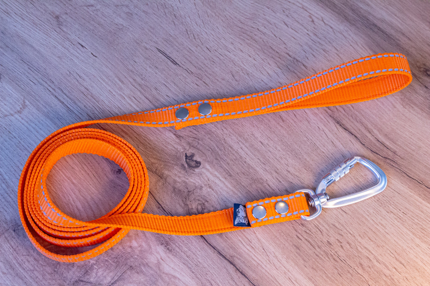 Orange Reflexkoppel med Twist-Lock karbinhake, 20 mm