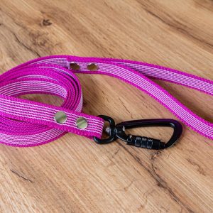 Rosa Antiglidkoppel med Twist-Lock karbinhake, 20 mm
