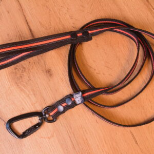 Neonrosa & Svart Antiglidkoppel med Twist-Lock karbinhake, 20 mm
